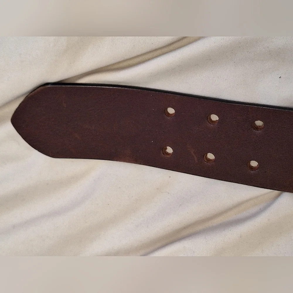 POSTCARD | Enamel Cross Crest, Dark Brown Leather Belt - Picture 9 of 14
